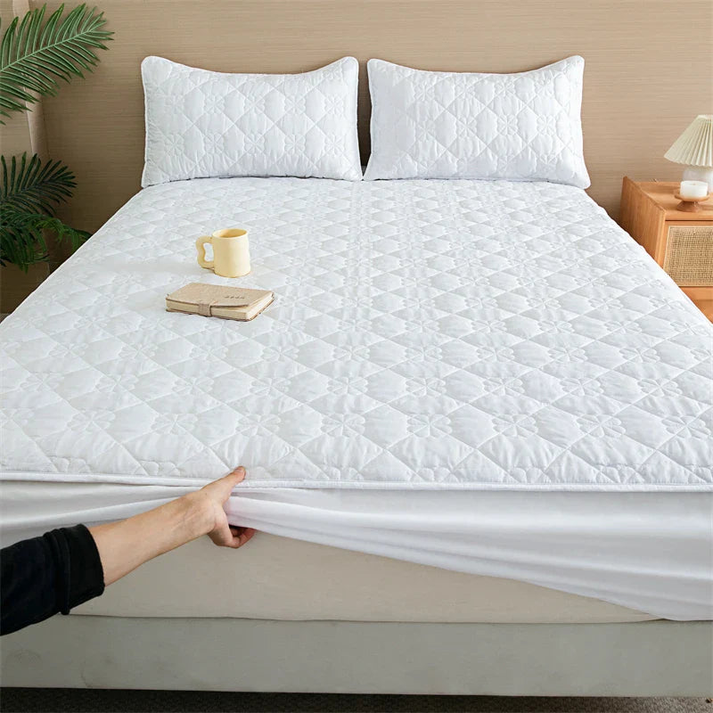 Mattress Protector - Premium Waterproof Bedcover